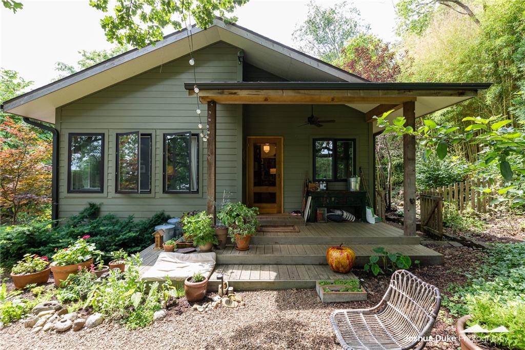 733 Lighton Trail - Photo 1
