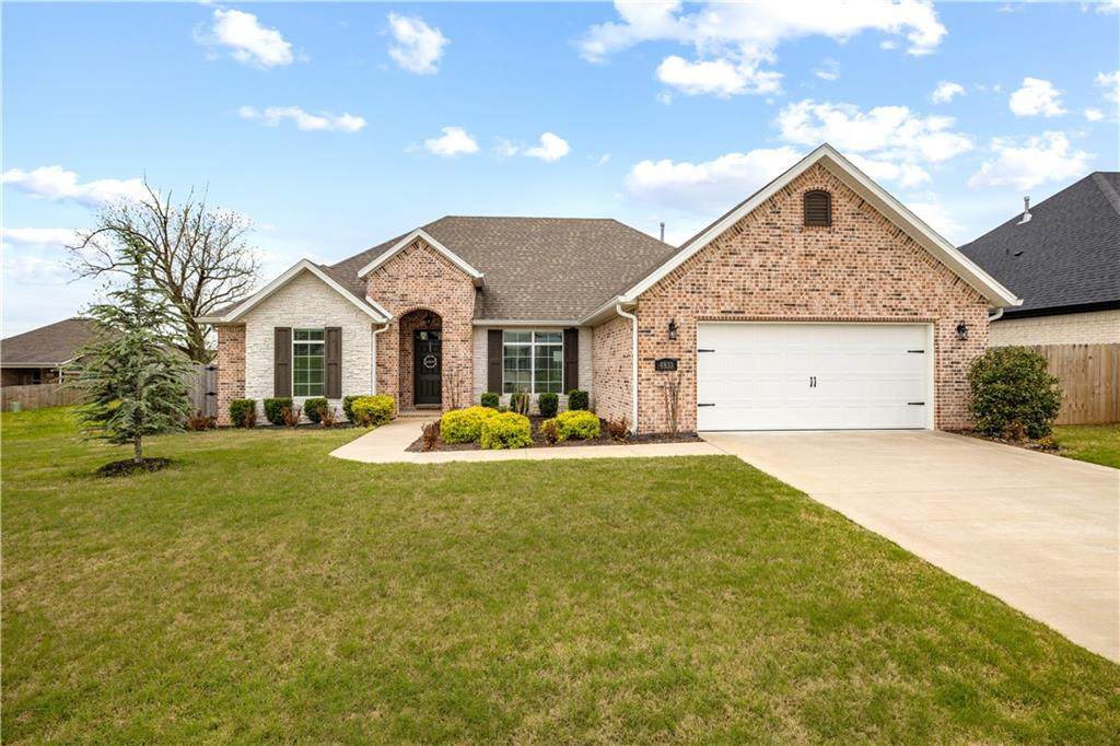 4833 Townbridge Drive - Photo 1