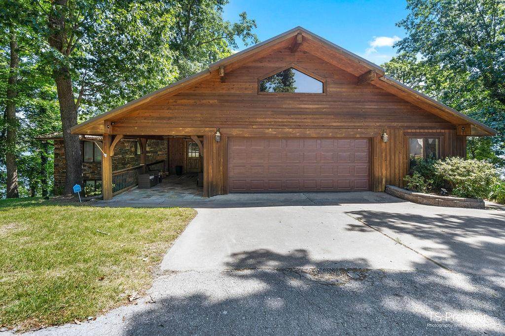 17 Cyrus Rex Road - Photo 1