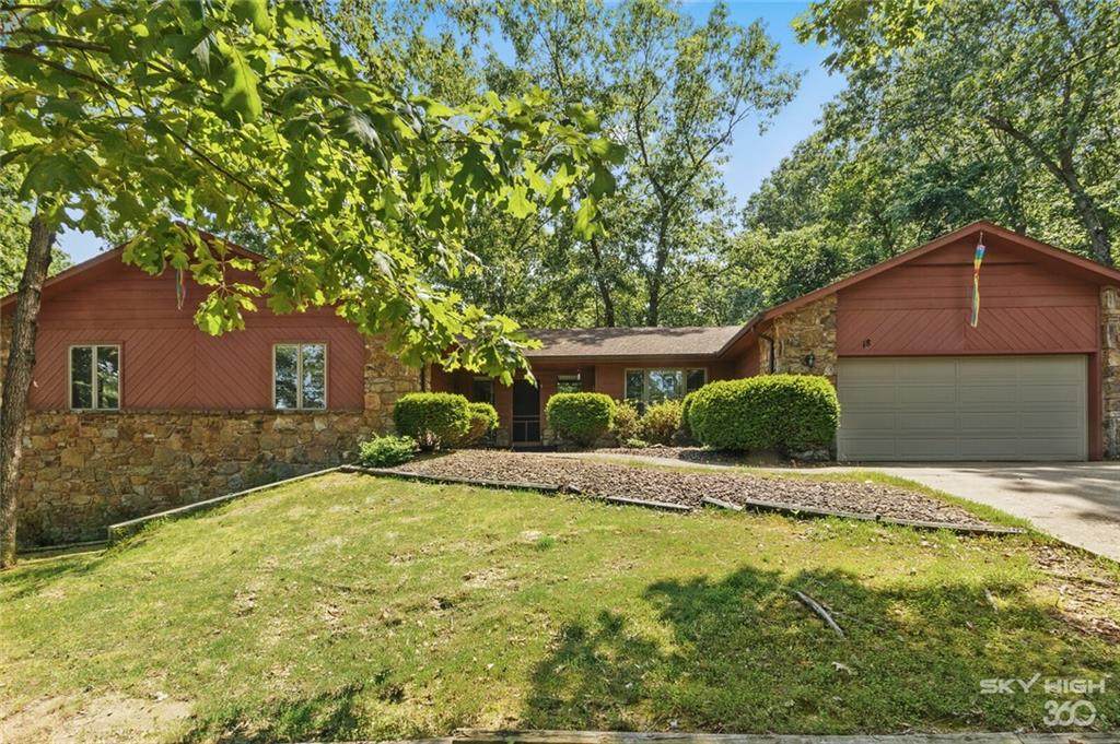 18 Basildon Drive - Photo 1