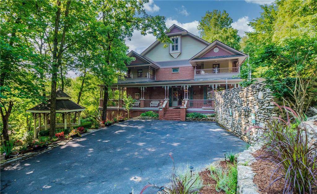 46 Hillside Avenue - Photo 1