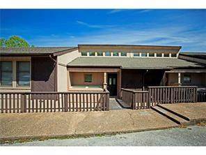 14 Shakespeare Drive - Photo 1