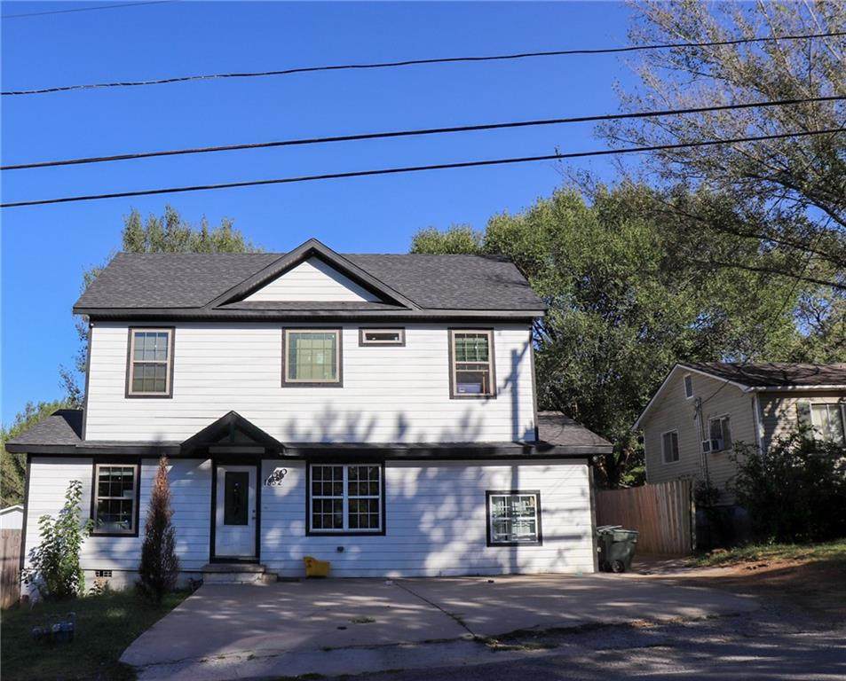 1832 Ashwood Avenue - Photo 1