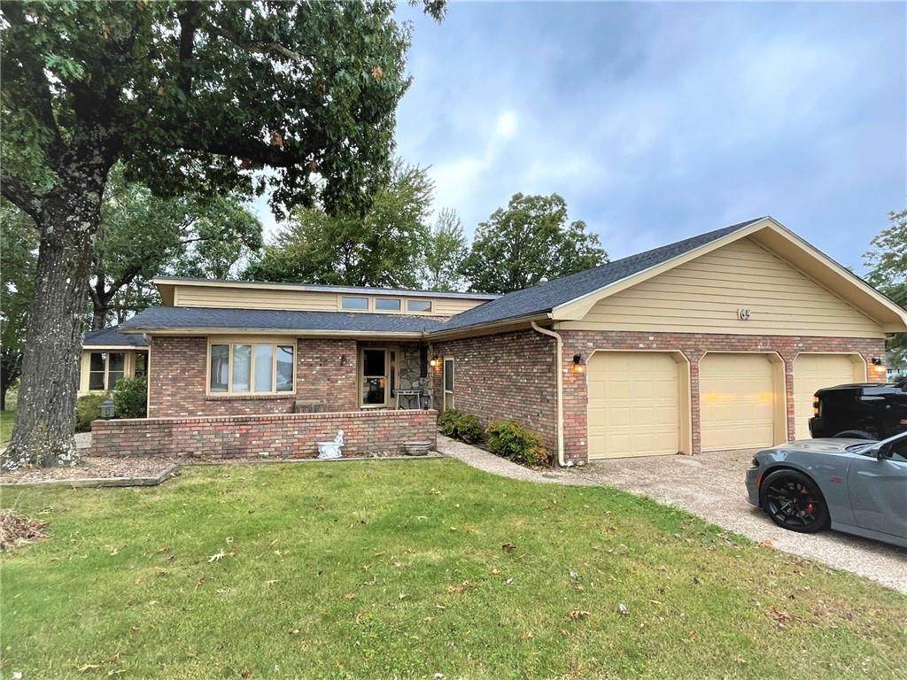 65 Holiday Island Drive - Photo 1