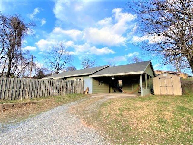 1016 Highway 59 - Photo 1