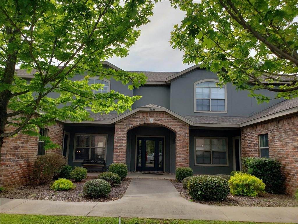2625 Arroyo Avenue - Photo 1