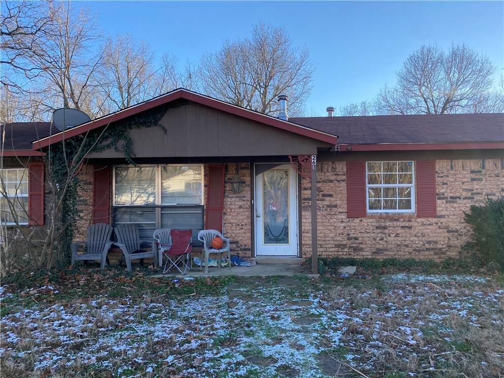 261 Sequoyah Drive - Photo 1