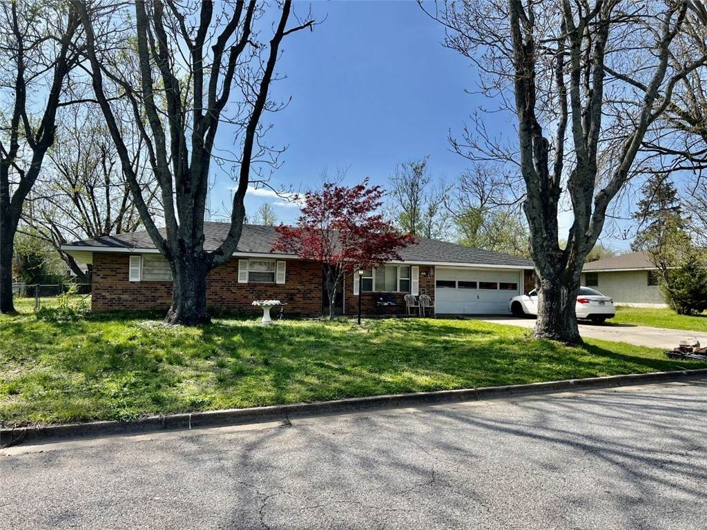 1910 16th Street - Photo 1