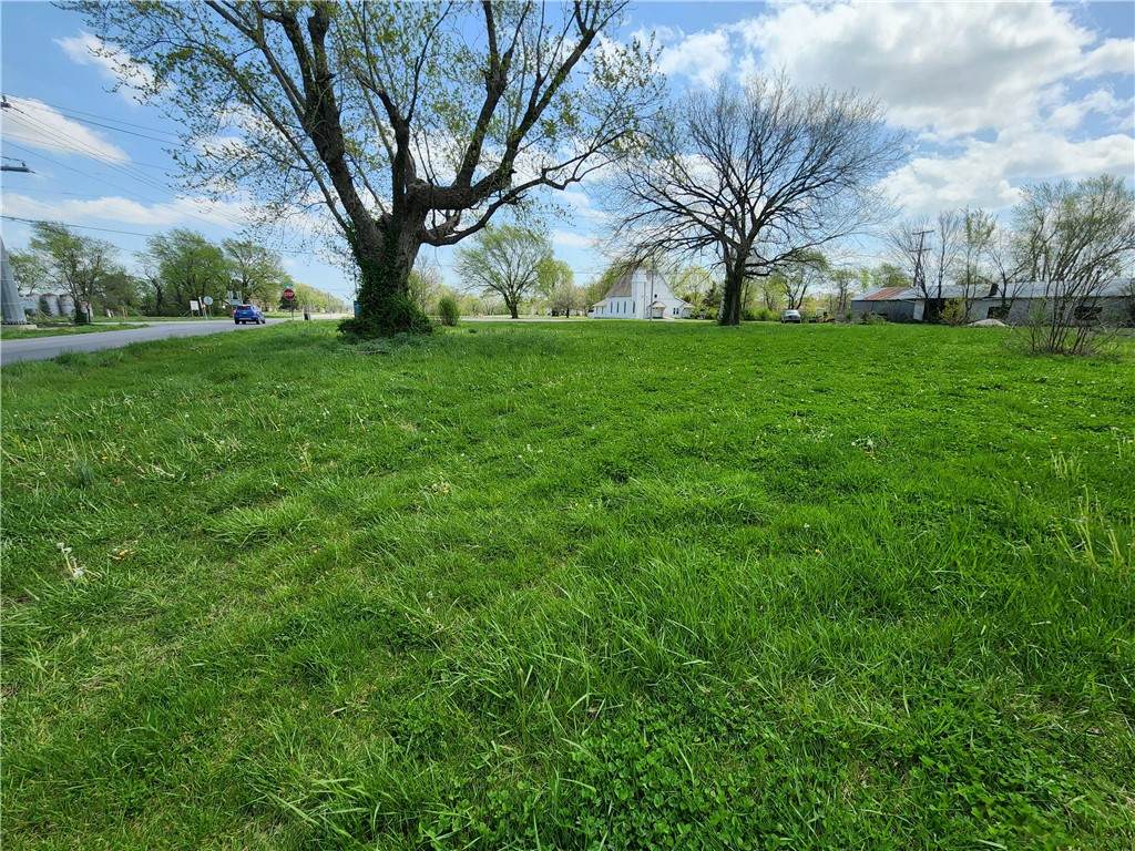 7910 Regional Airport Boulevard - Photo 1