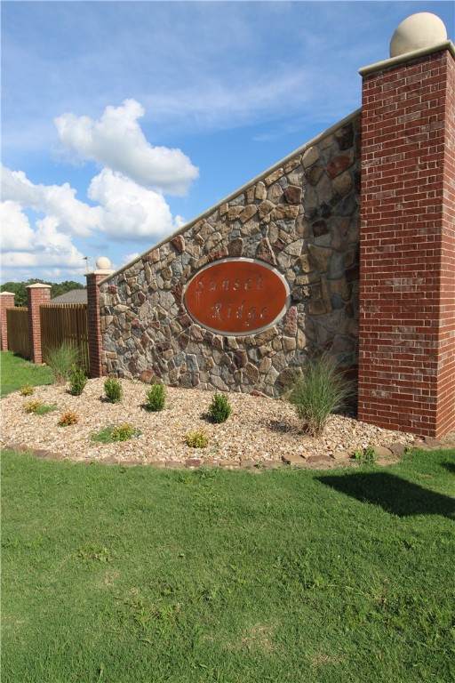 821 Saddlebrook Street - Photo 1