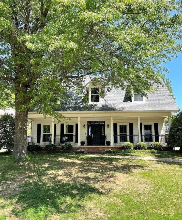 1654 Charlee Avenue - Photo 1