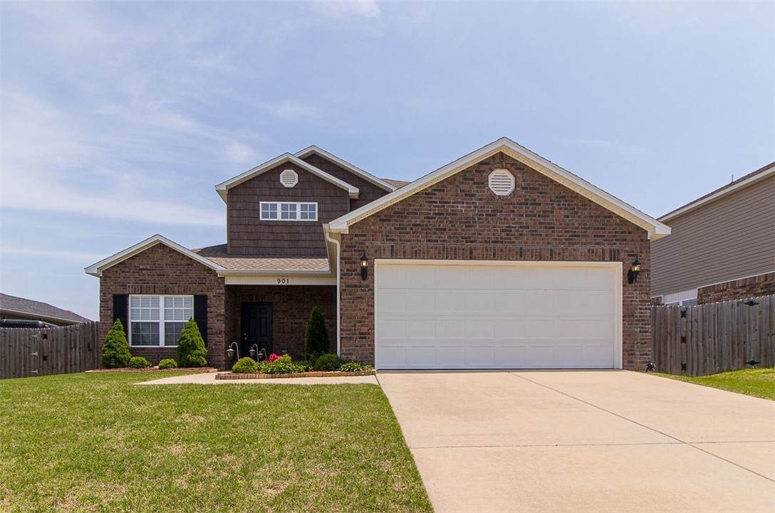 901 Loudon Drive - Photo 1