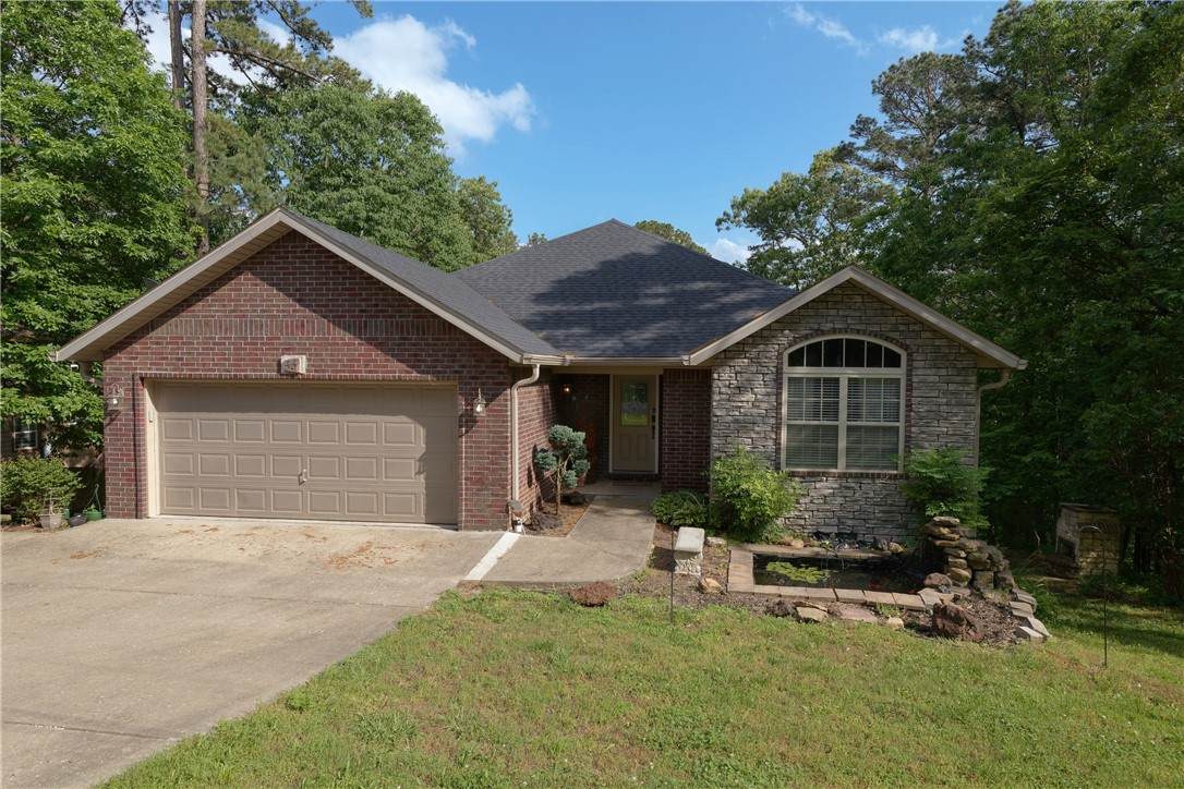 55 Buckingham Drive - Photo 1