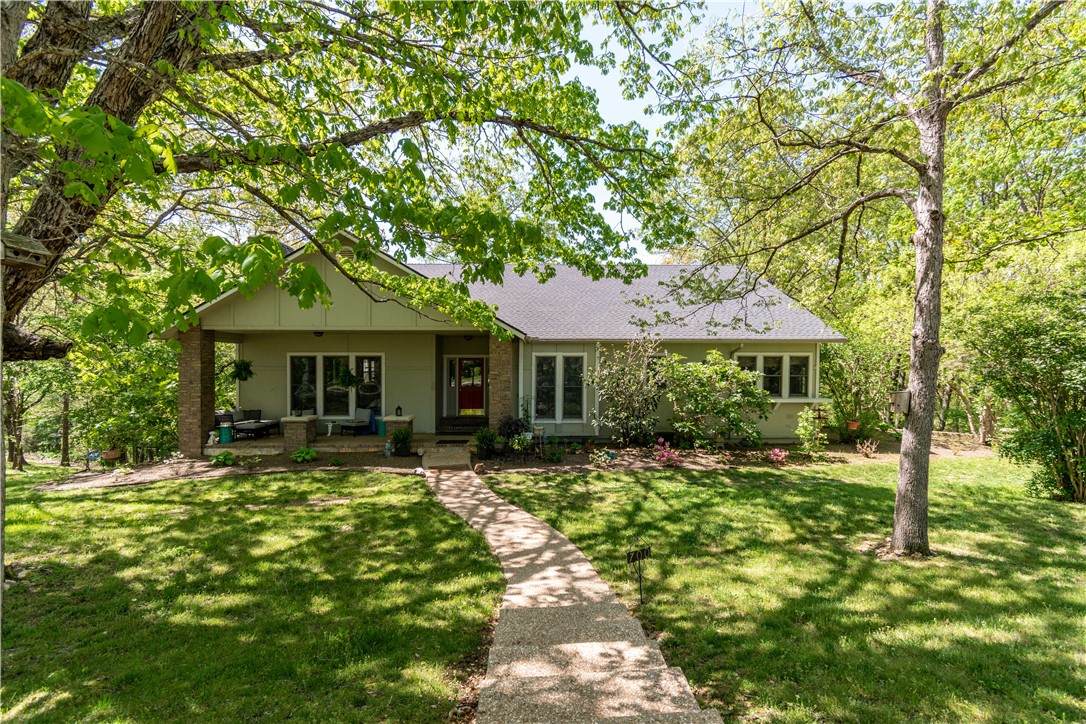 700 Sky Mountain Drive - Photo 1