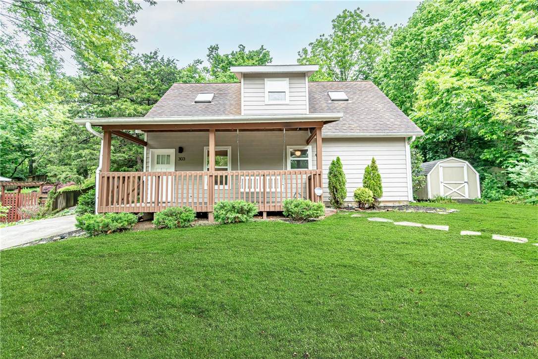 303 Gregg Avenue - Photo 1