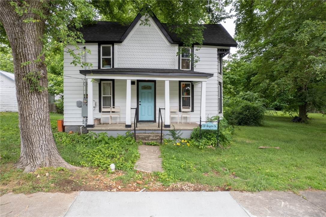 213 Rogers Street - Photo 1