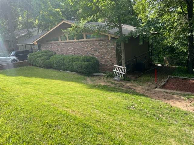 10 London Drive - Photo 1