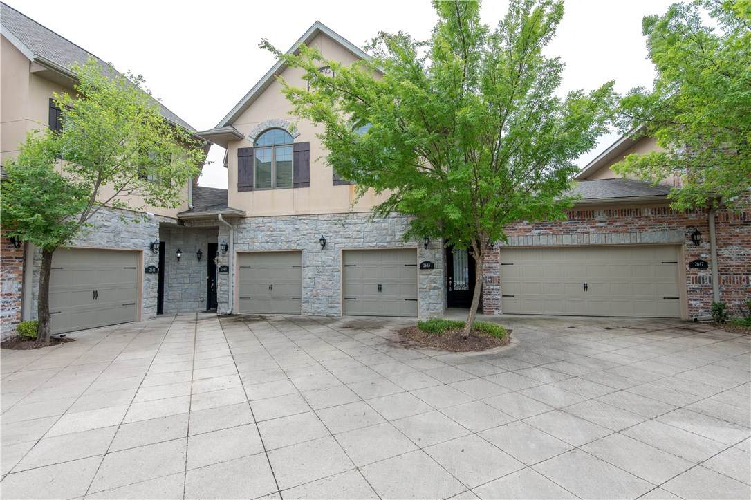 2645 Everest Avenue - Photo 1