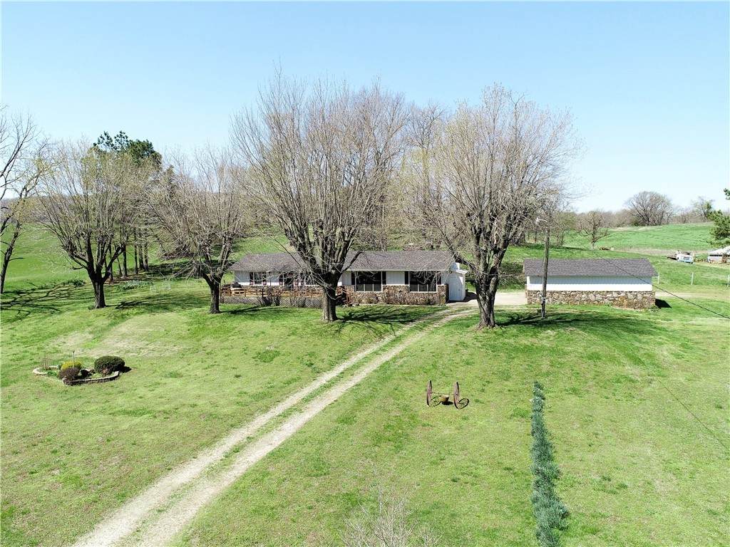 20993 Pershall Road - Photo 1