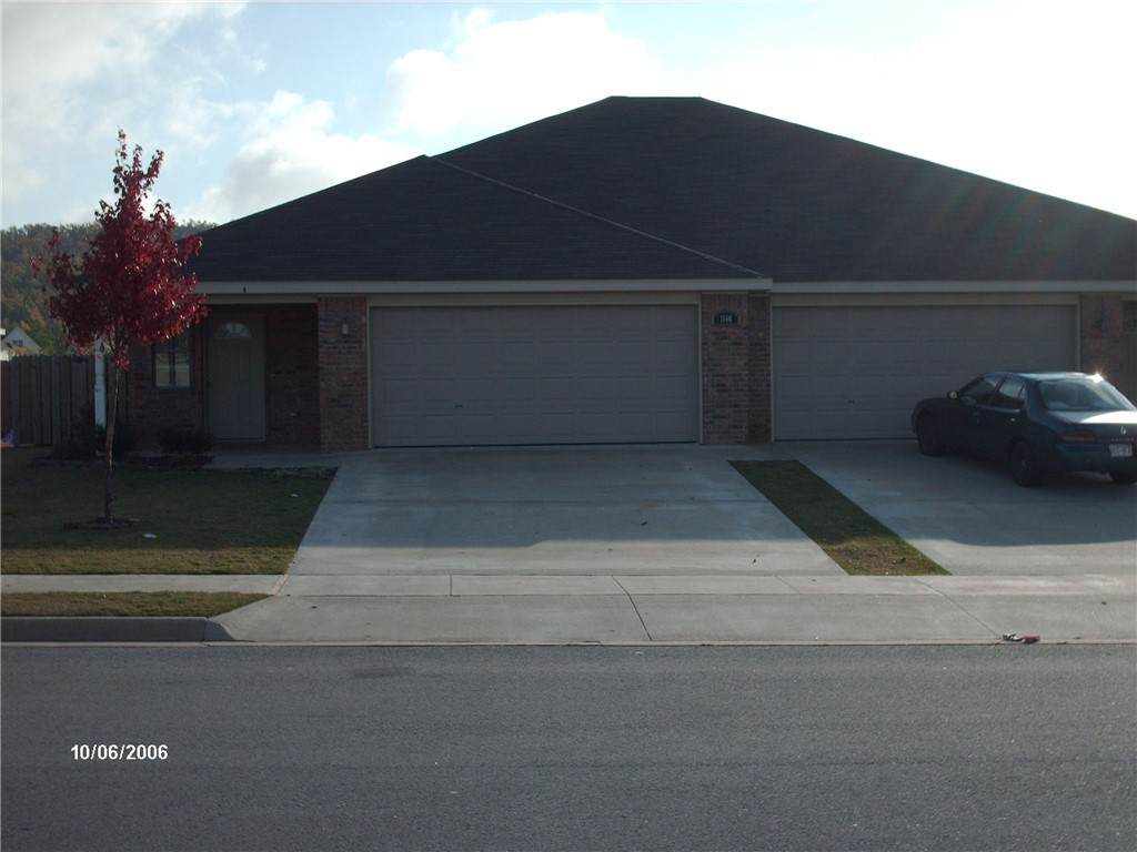 1160 Dove Loop - Photo 1