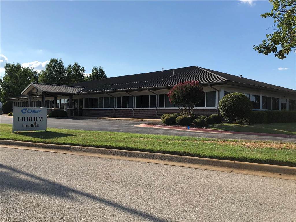 3201 Red Hawk Drive - Photo 1