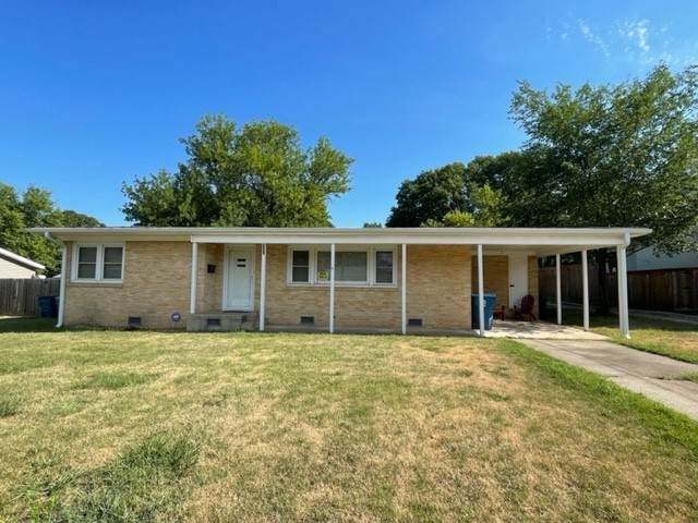412 6th Street - Photo 1