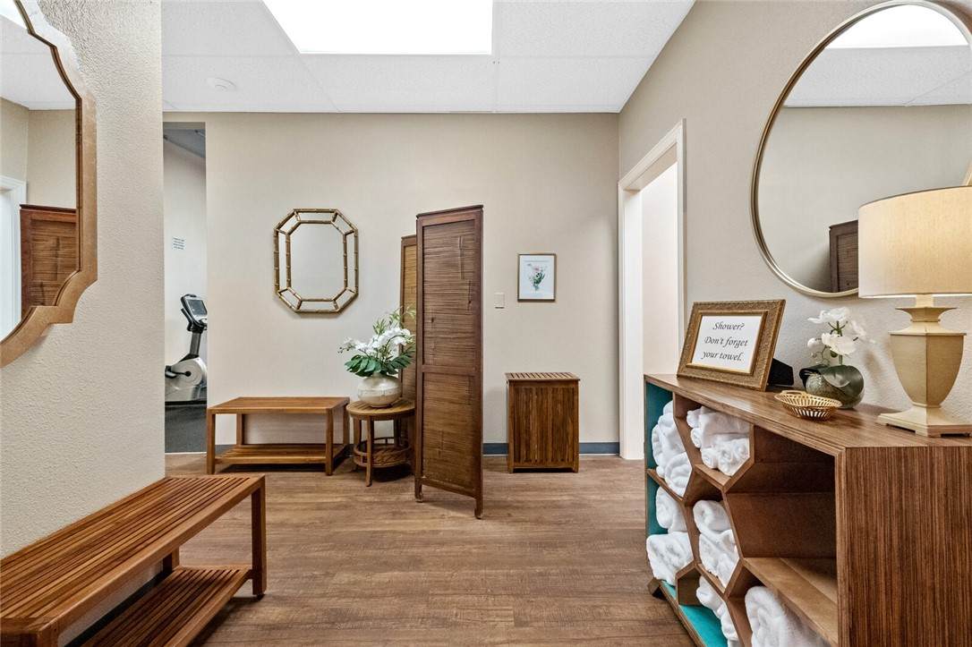 1001 28th Street - Photo 1