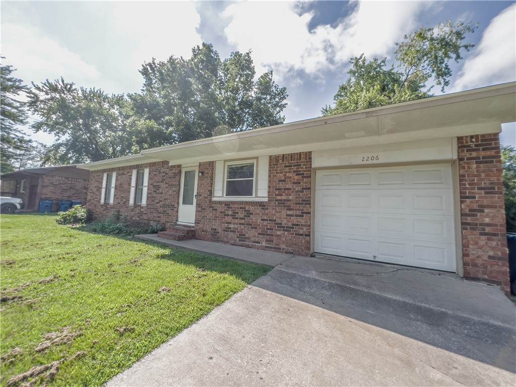 2206 Douglas Street - Photo 1