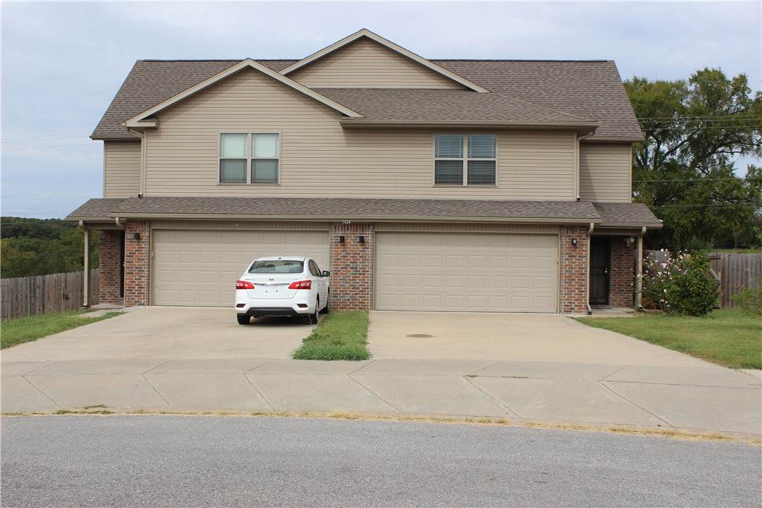 5104 Fieldstone Lane - Photo 1