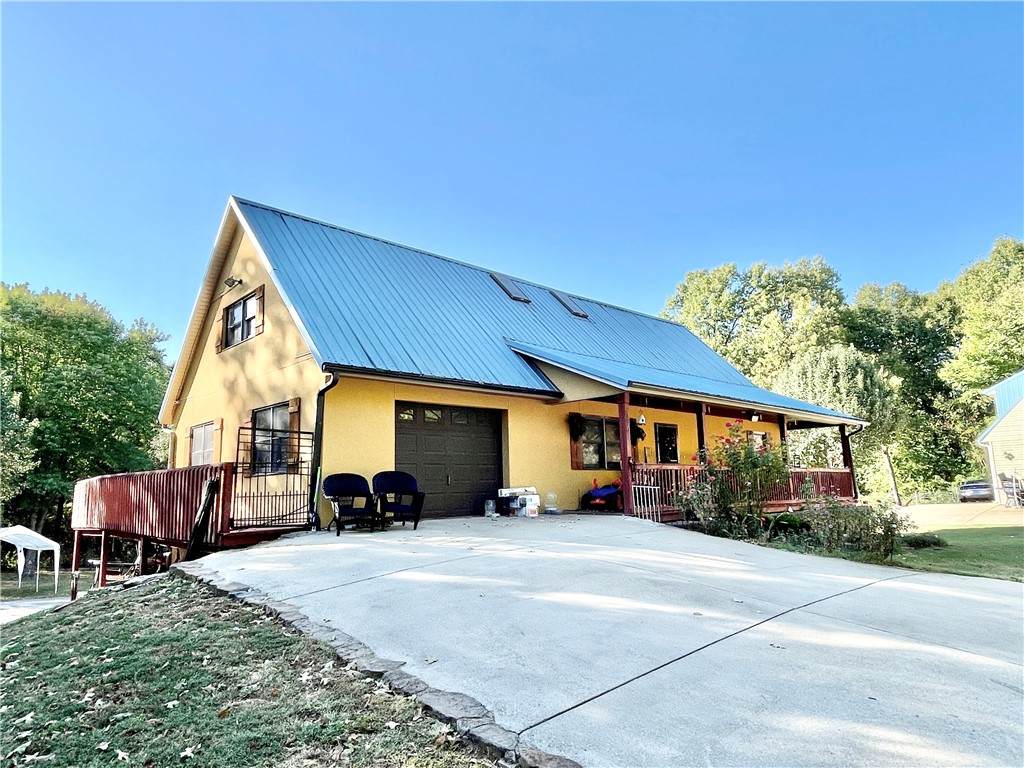700 Zion Street - Photo 1