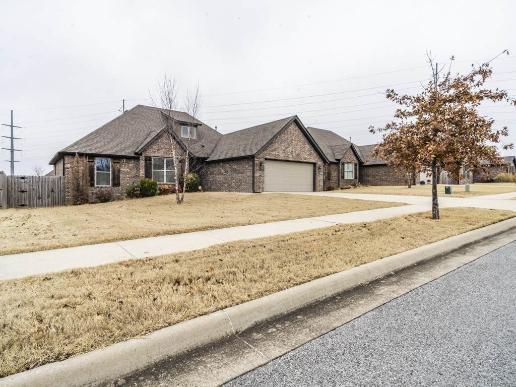 3406 Picasso Boulevard - Photo 1