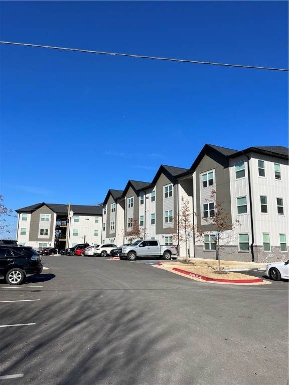 944 Willis Avenue - Photo 1