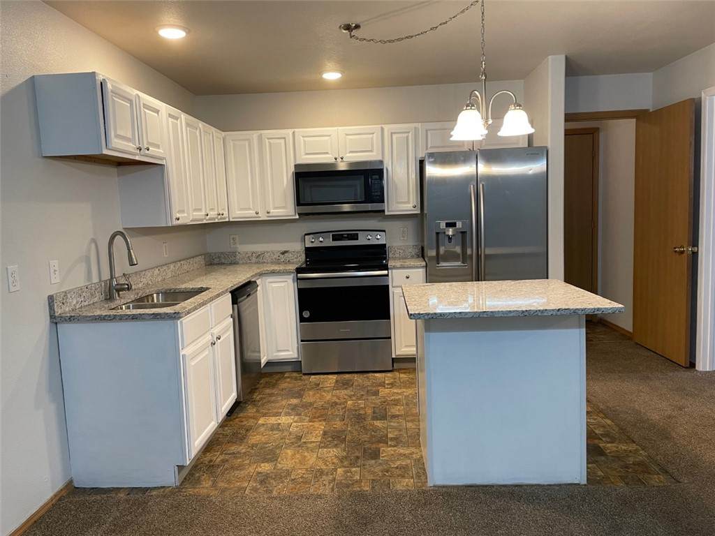8148 Randall Wobbe Lane - Photo 1