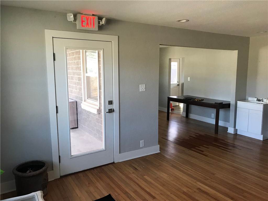 223 7th Street - Photo 1