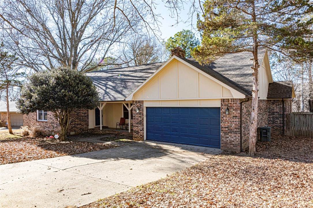 721 Rockcliff Road - Photo 1