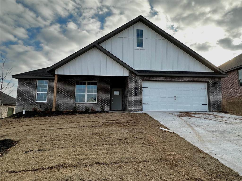 5901 Macasin Avenue - Photo 1