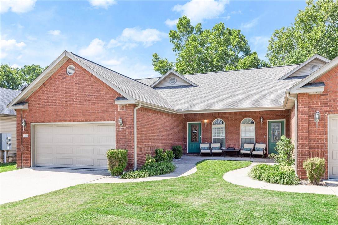1519 Belle Royal Court - Photo 1