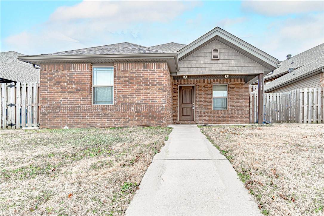 3711 Davinci Boulevard - Photo 1