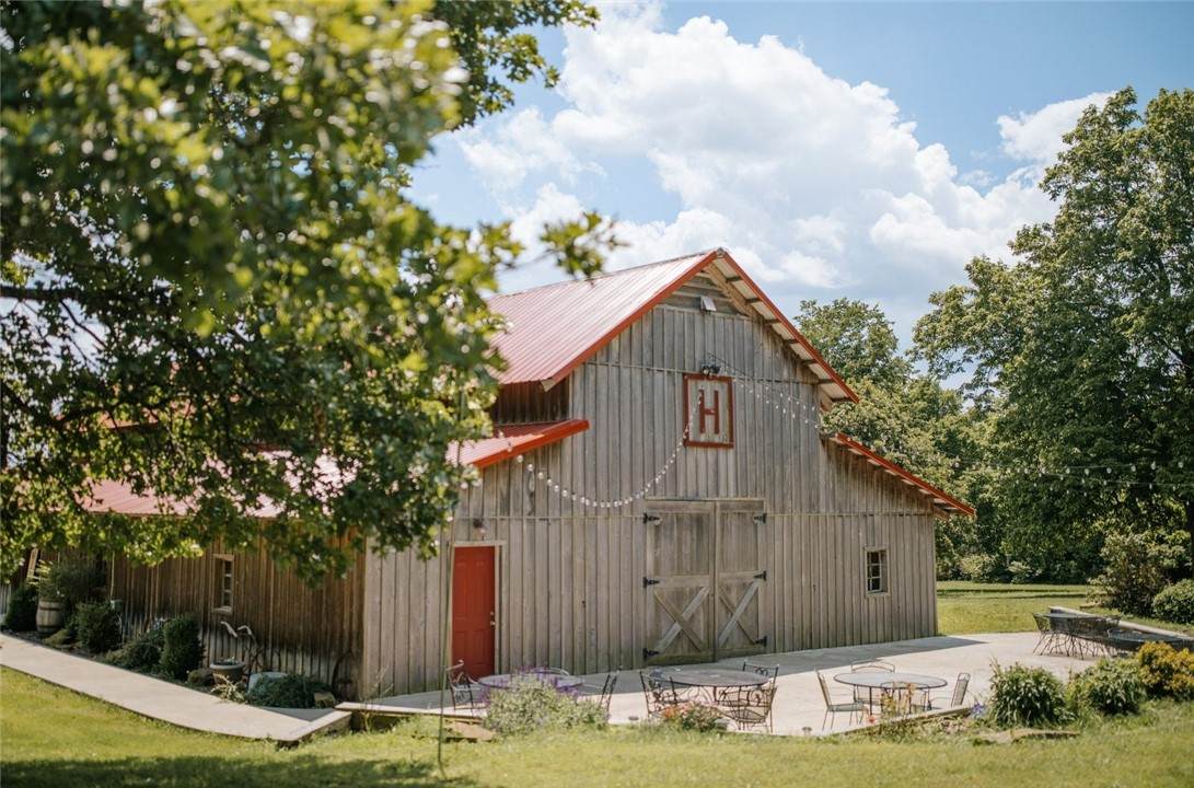 https://bt-photos.global.ssl.fastly.net/arkansas/orig_boomver_1_1265360-2.jpg