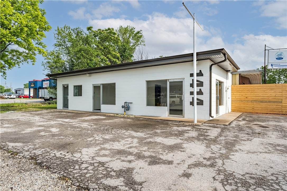 1414 Crutcher Street - Photo 1
