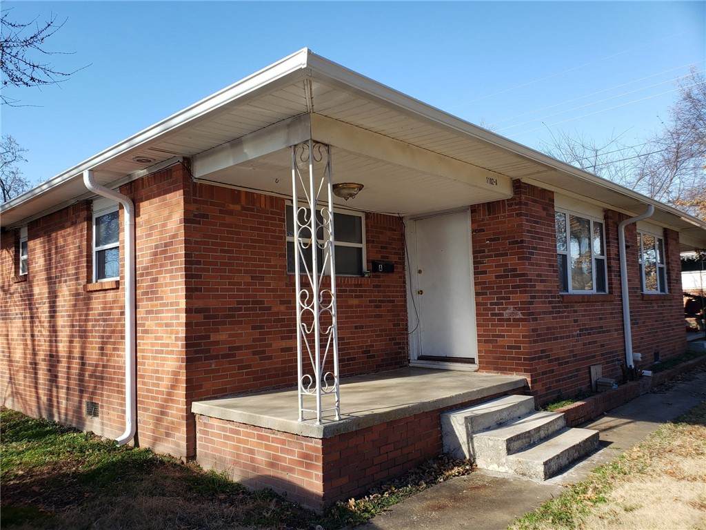 1102 West End Street - Photo 1