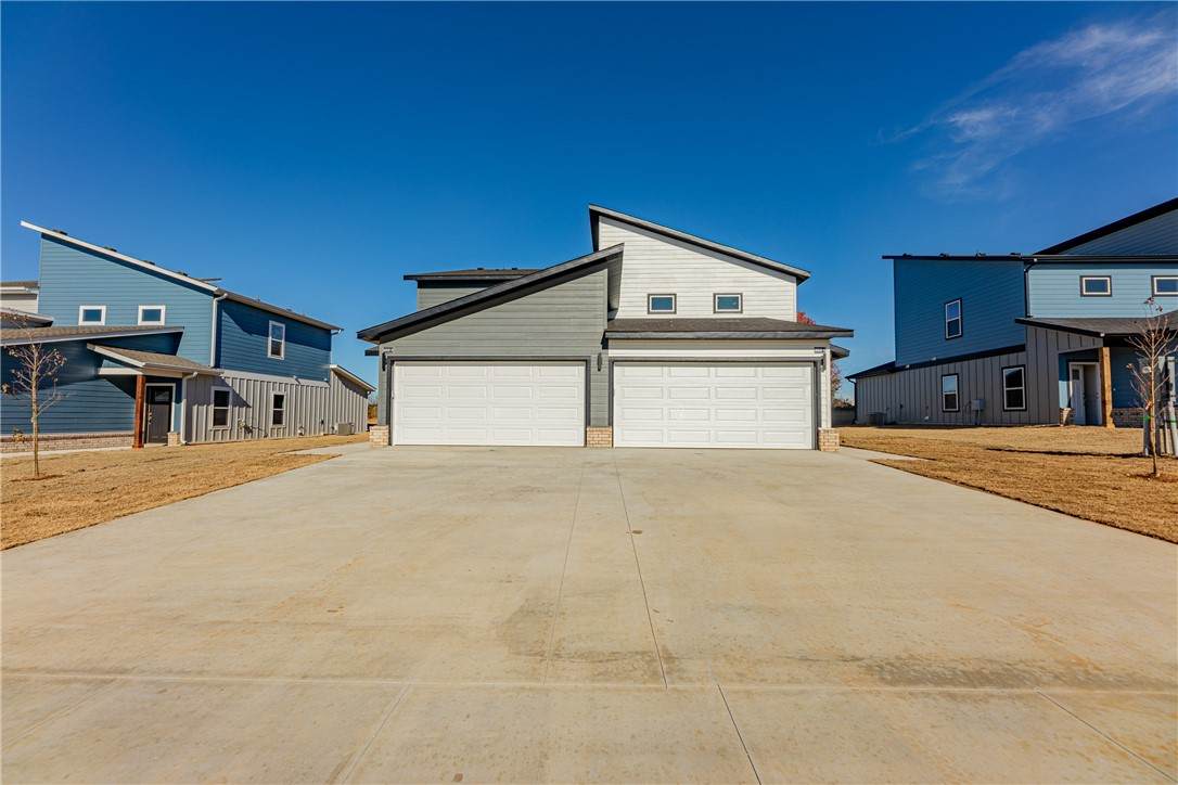 1301 Poigai Way - Photo 1