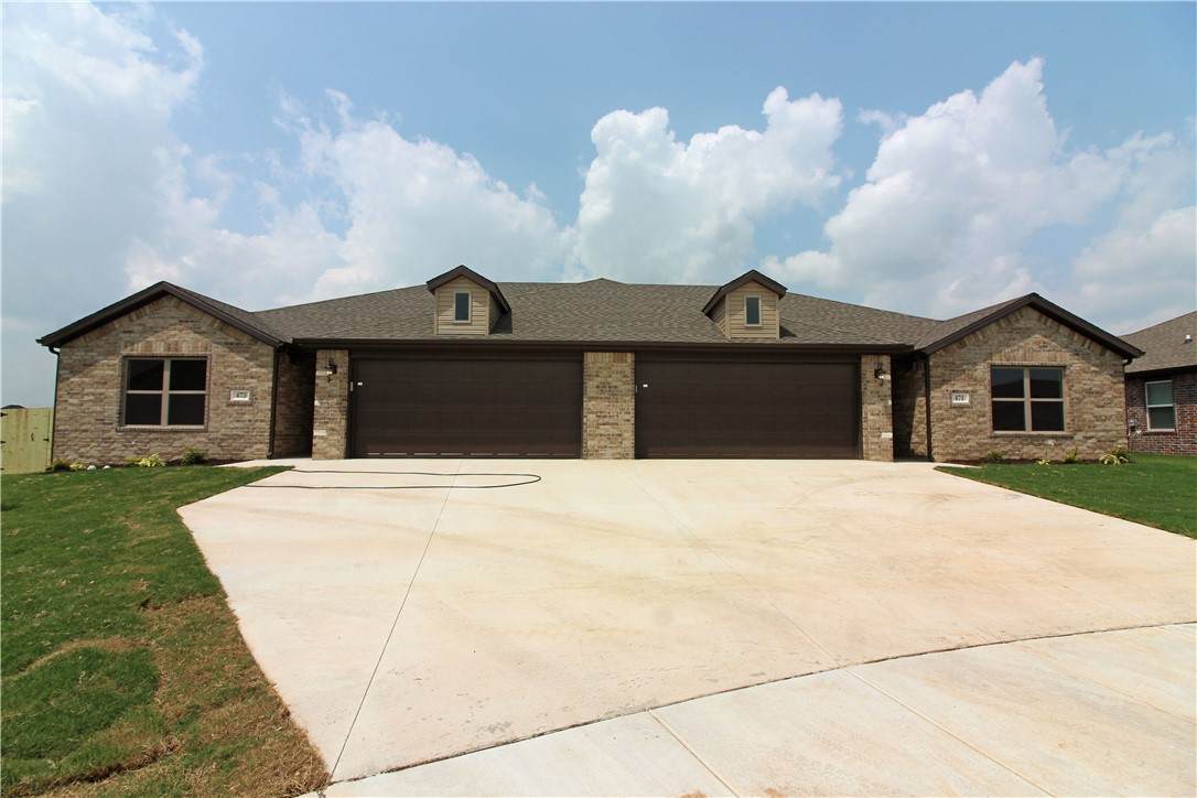 471 Barbet Drive - Photo 1