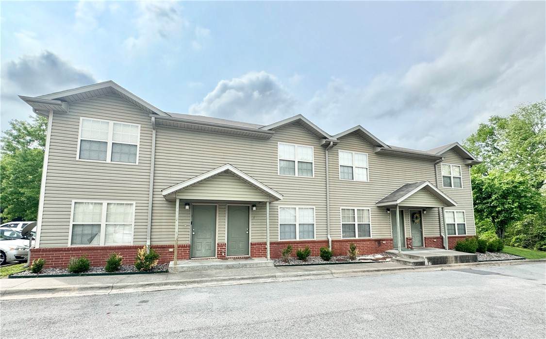 1428 Netherland Way - Photo 1