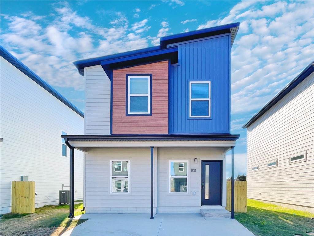 831 States Avenue - Photo 1