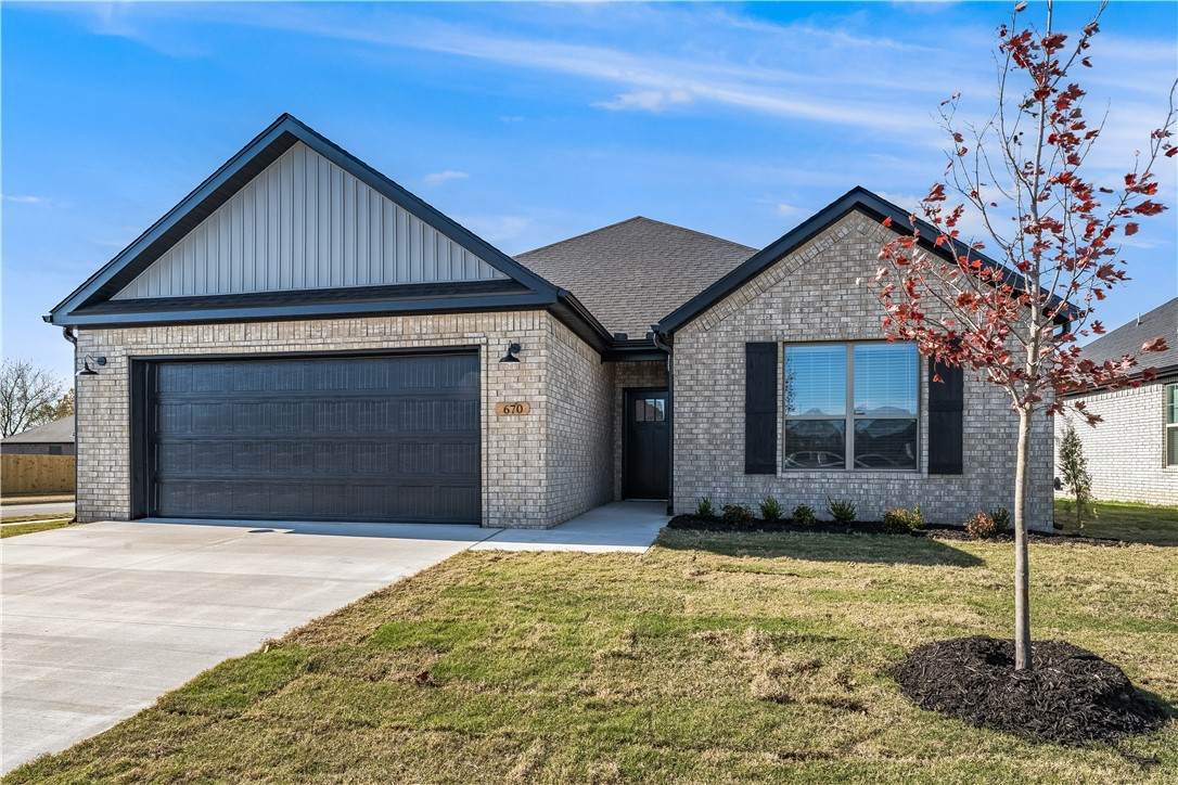 670 Dillon Street - Photo 1