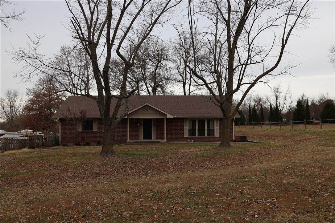 485 Elm Street - Photo 1