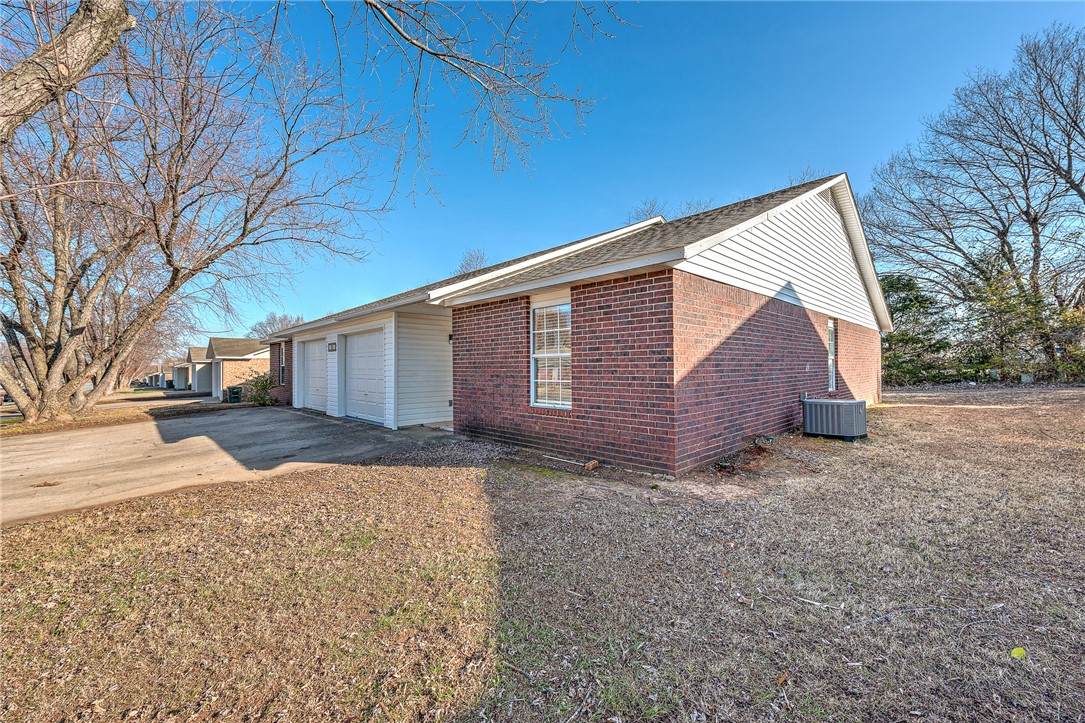 https://bt-photos.global.ssl.fastly.net/arkansas/orig_boomver_1_1294642-2.jpg