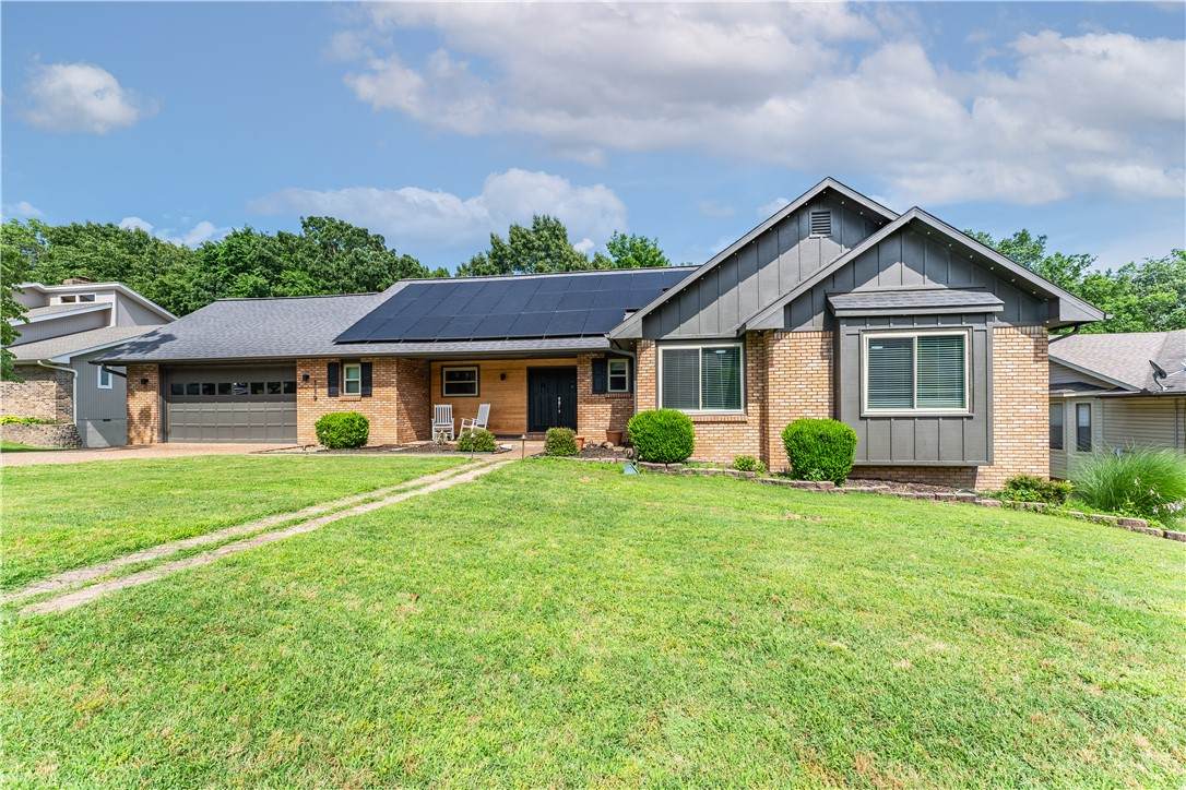 129 San Jose Drive - Photo 1