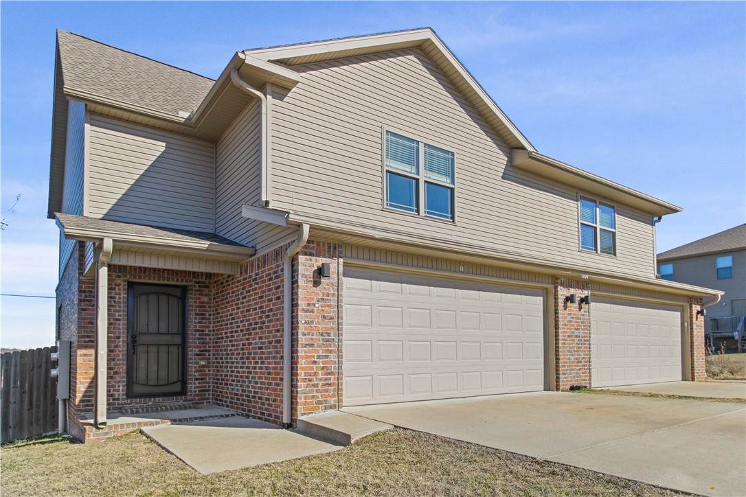 5104 Fieldstone Lane - Photo 1